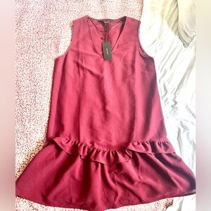 Brand new maroon shift dress from Vero Moda. Made of high quality fabric.